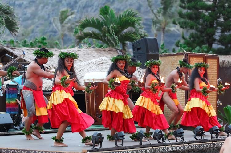 Aloha Kai Luau - Dancers