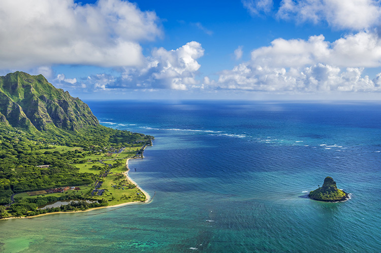 the tiny island Mokoli'i